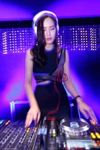 DJ-Jane-Chuck
