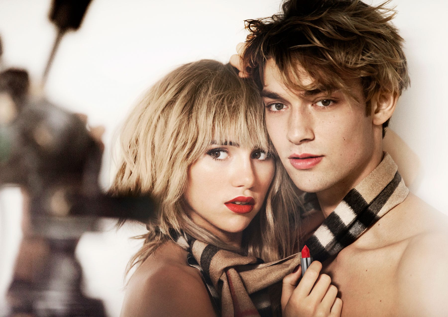 burberry-kisses-campaign