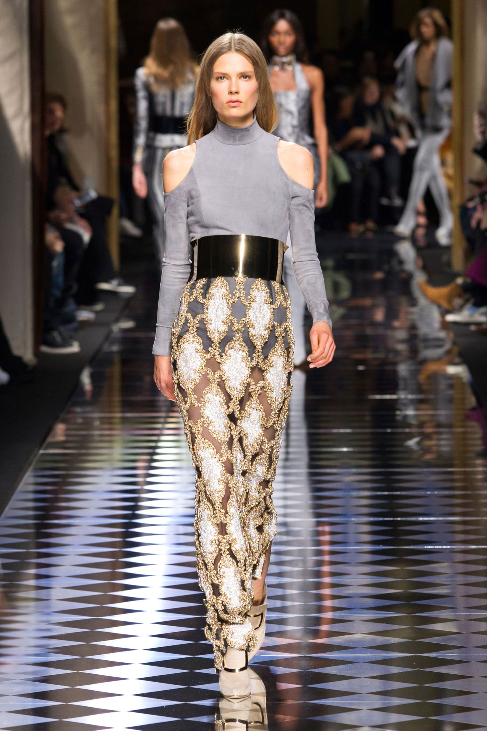 hbz-pfw-2016-balmain-37