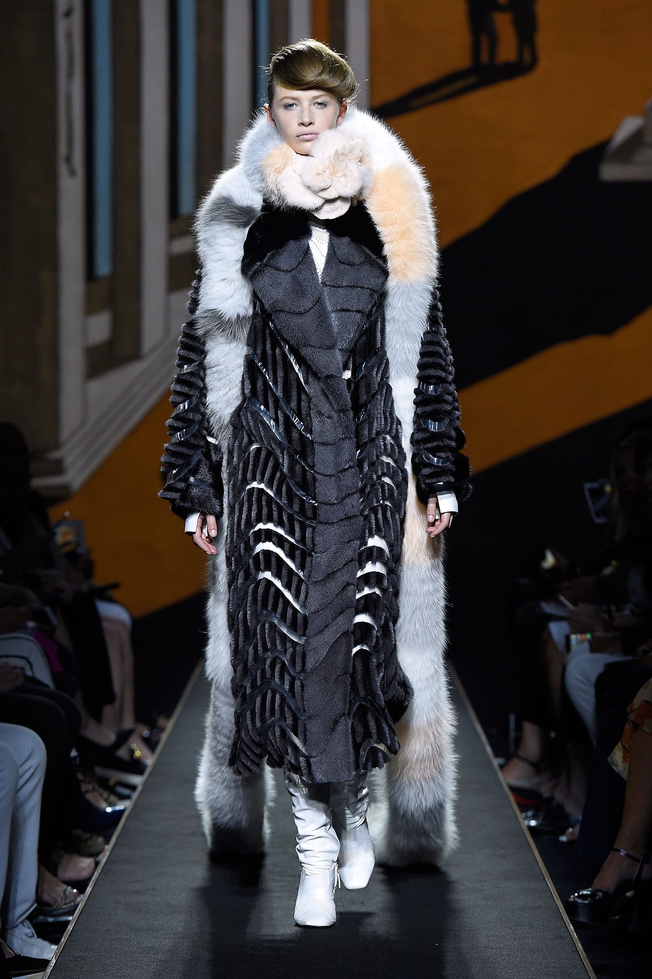 10_FENDI_HAUTE_FOURRURE_AH_16