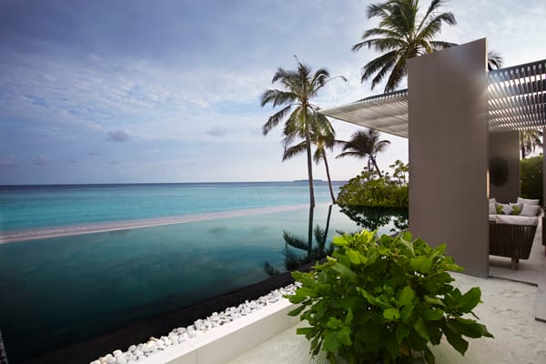 harpers-bazaar-malaysia-island-villa-noonu-atoll-maldives