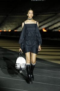 Dior Cruise 2022 live