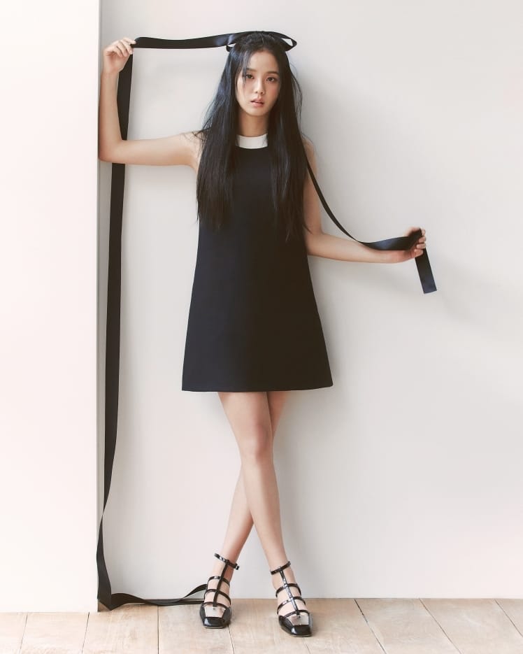 JISOO BLACKPINK Lends Her Serene Elegance To Our May '22