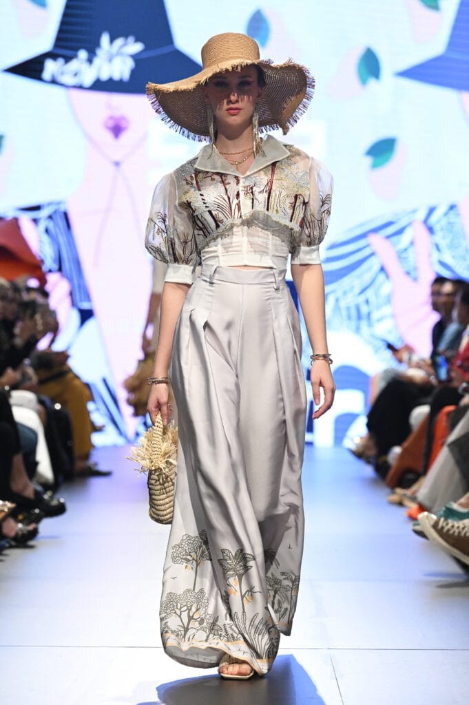 KLFW 2022