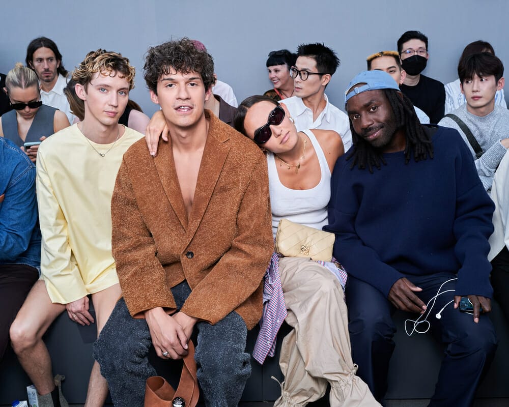 Everything We Love About Loewe S Spring Summer 2024 Menswear   Troye Sivan Omar Apollo Gray Sorrenti And Dev Hynes 