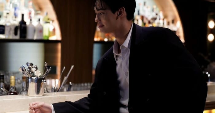 Win Metawin Under Parallel Skies