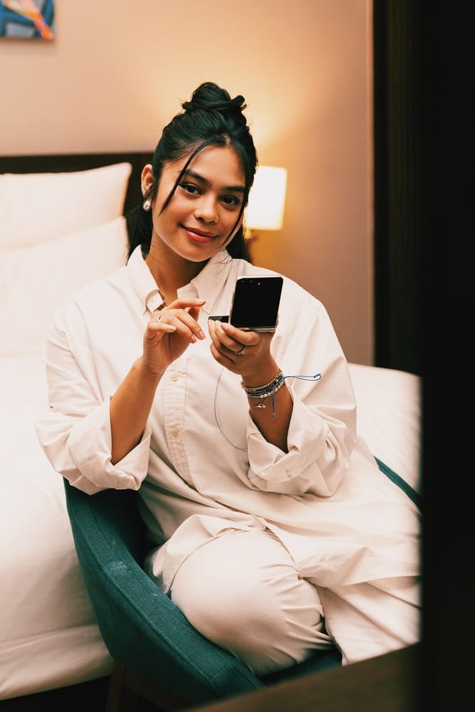 BAZAAR Women of the Year 2023 with the Samsung Galaxy Z Flip5