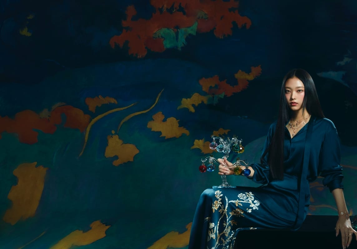 Haerin of New Jeans in Dior fine jewellery